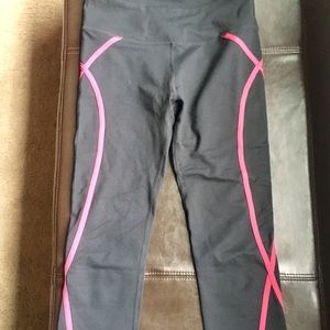 Fabletics Crop Leggings